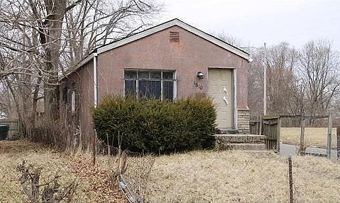 1st image of 1610 E Blake Ave