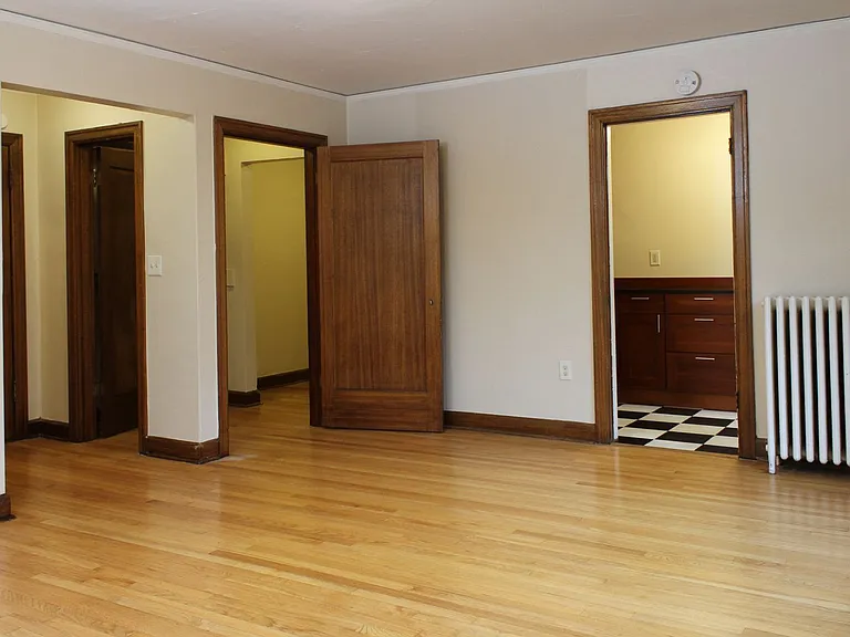 Viceroy — Photo 3