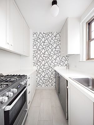 5th image of 299 W 12th St APT 5B