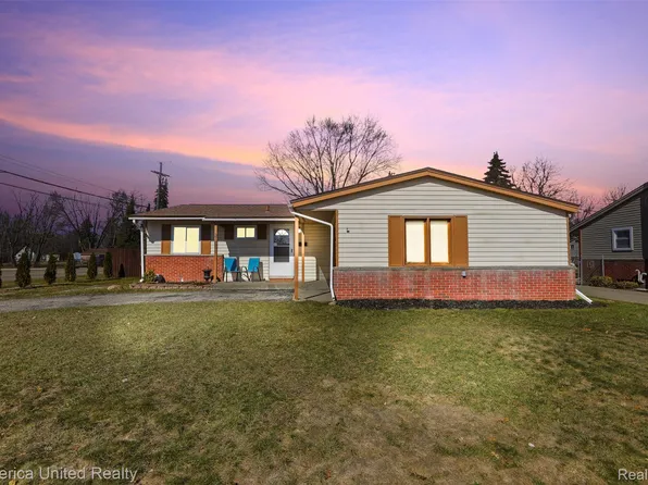 37256 Gilchrist St, Westland, MI 48186