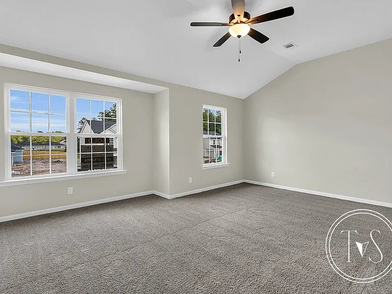 200 Alcove Ct — Photo 11