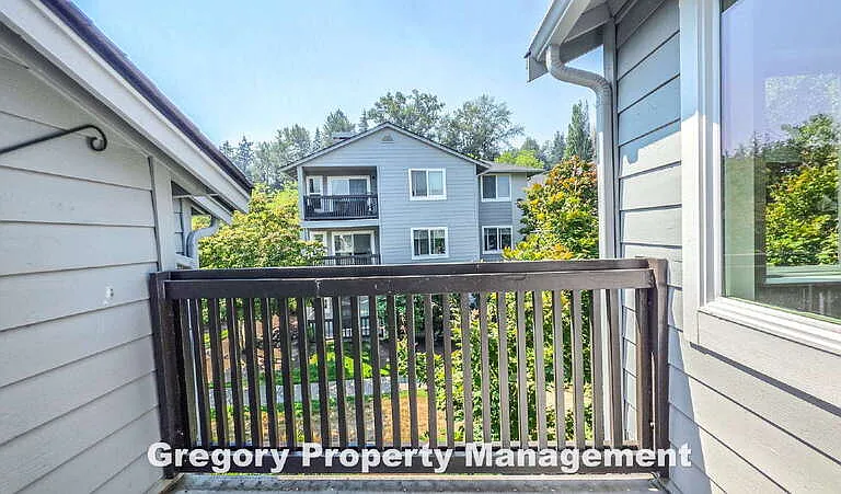 6700 NE 182nd St #B302 — Photo 20