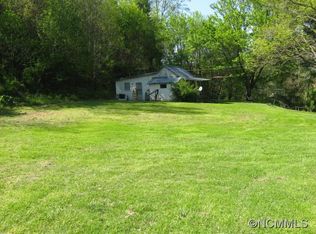 1124 Burnette Cove Rd, Canton, NC 28716