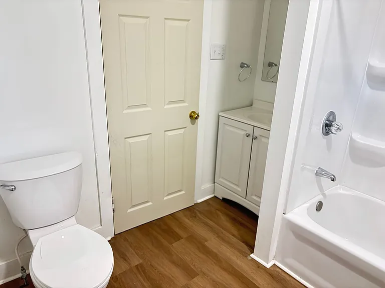 1635 Saint Marys Ave — Photo 11