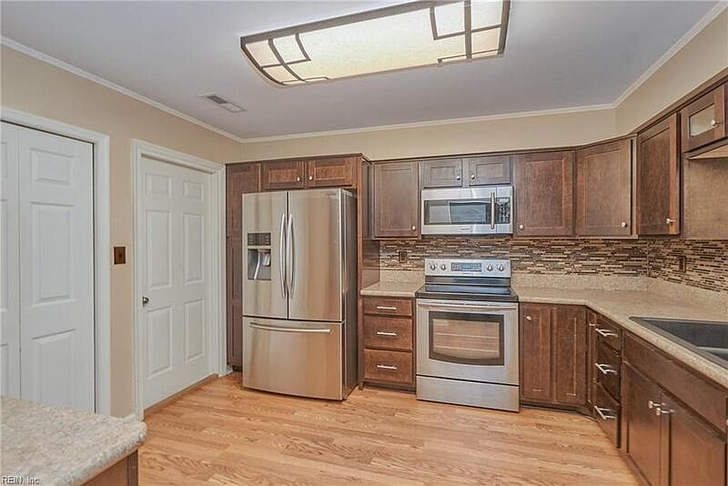 1st image of 1762 Alvena Ln