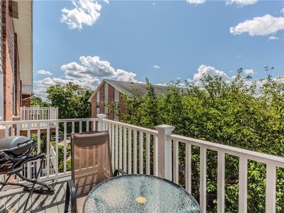 45 Bullocks Point Ave APT 7C, Riverside, RI, 02915