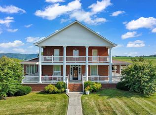 525 Fannon Rd, Pennington Gap, VA 24277