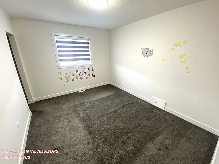 2443 15th Ave NW #UPPER — Photo 21