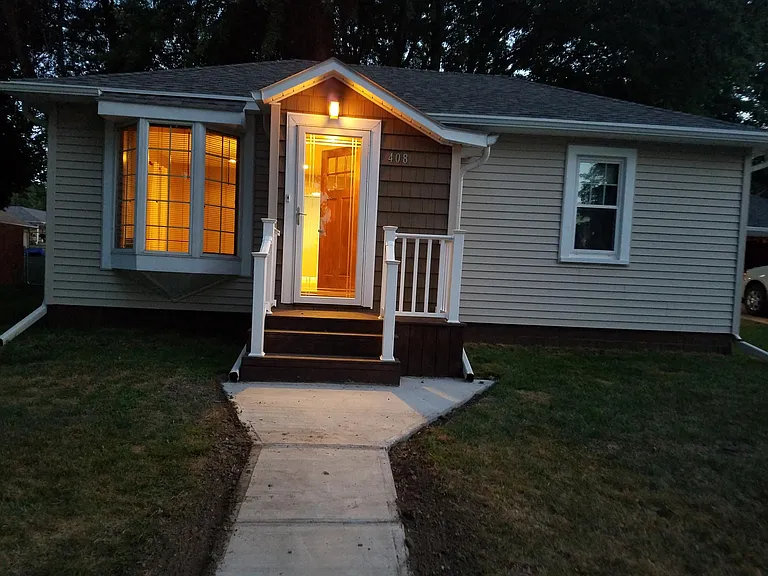 408 12th St #HOUSE — Photo 21