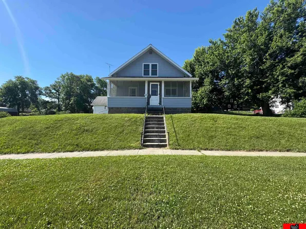 629 E Grove St, West Point, NE 68788
