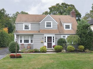 163 N Pleasant Ave, Ridgewood, NJ 07450