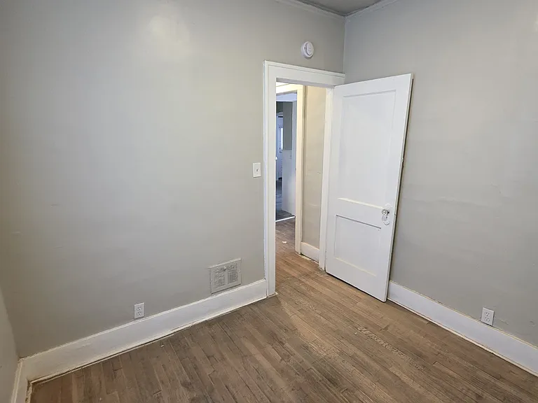 15448 Log Cabin St — Photo 18