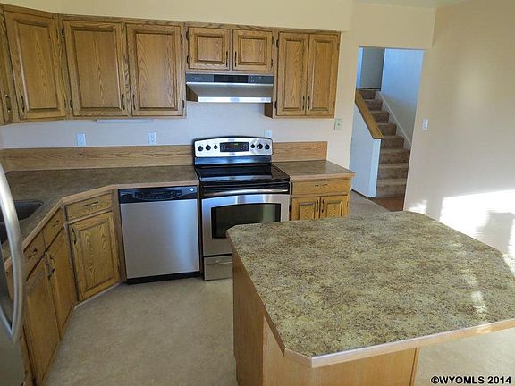 5th image of 4109 Saint Andrews Pl