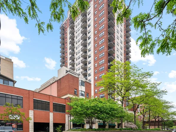 1529 S State St #13G, Chicago, IL 60605