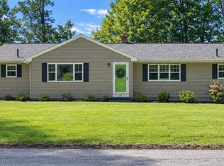 21 Newell Hill Rd #B, Sterling, MA 01564