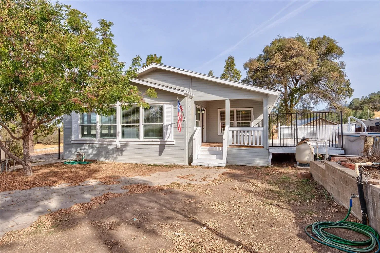 44617 Foxtail Rd photo 1