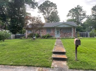 300 Willow Bend Rd, Birmingham, AL 35209