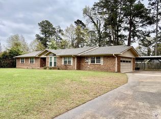 206 Redwater Rd, Wake Village, TX 75501