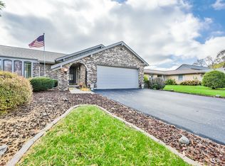 39817 N Crabapple Dr, Antioch, IL 60002