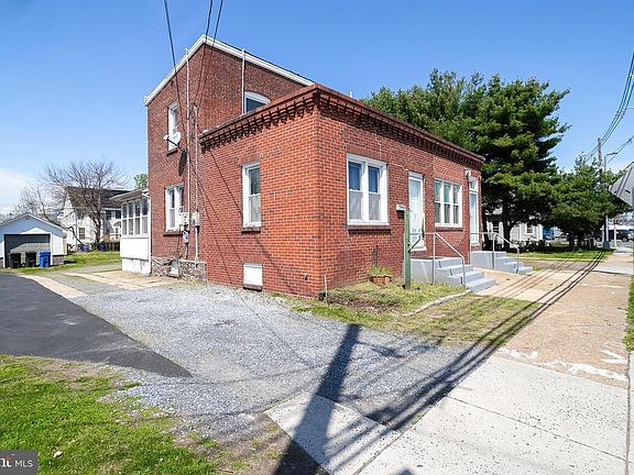 2nd image of 616 W Route 130
