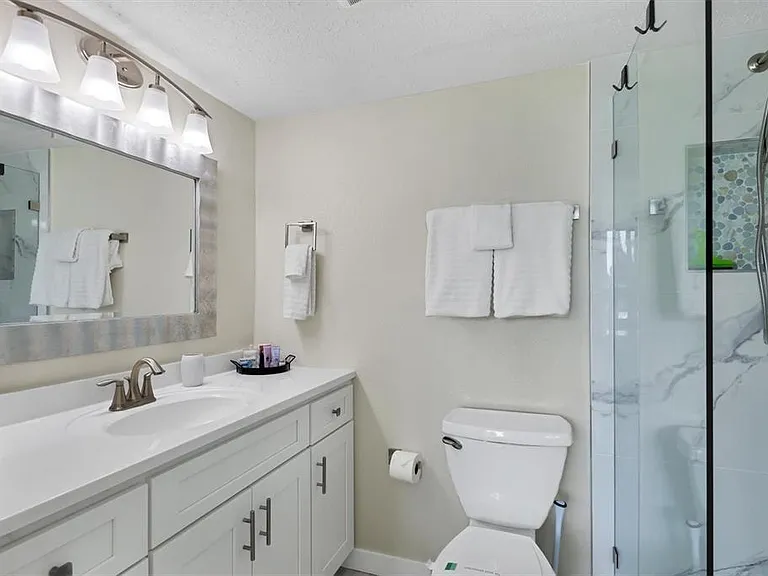 500 S Washington Dr #5A — Photo 19