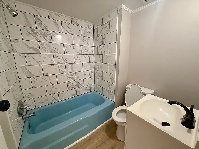 305 Maple St — Photo 13