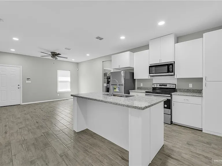 1500 W Heritage Dr #2 — Photo 12