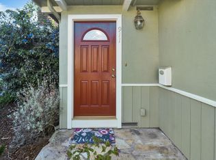 911 Harmon Dr, Menlo Park, CA