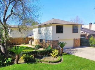 2910 W Nasa Rd, Webster, TX 77598