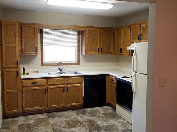 Large Bright Kitchen