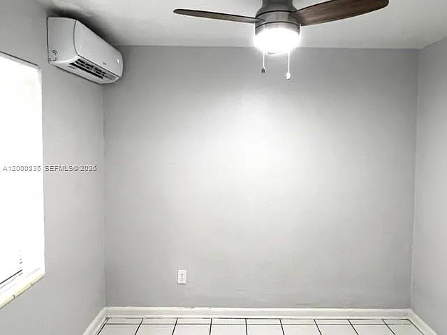 504 N 57th Ave #NORTH — Photo 17