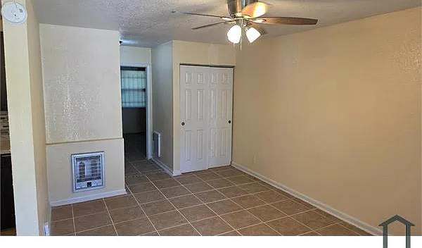 2 bed, 697 sqft, $975 — Photo 3