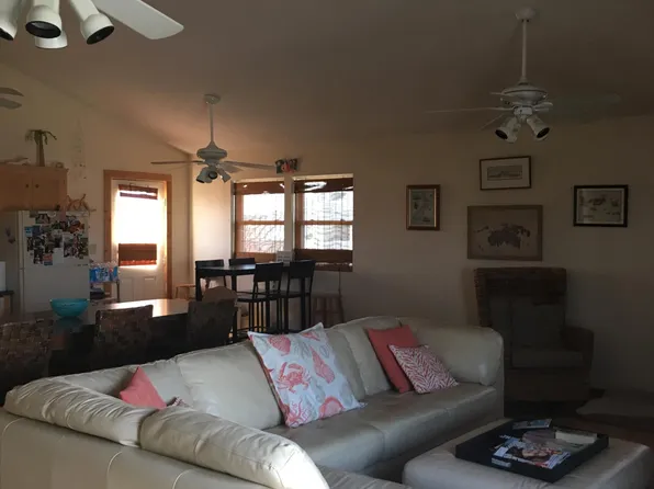 702 N Memorial Blvd, Kill Devil Hills, NC 27948