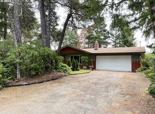 2260 42nd St, Florence, OR 97439