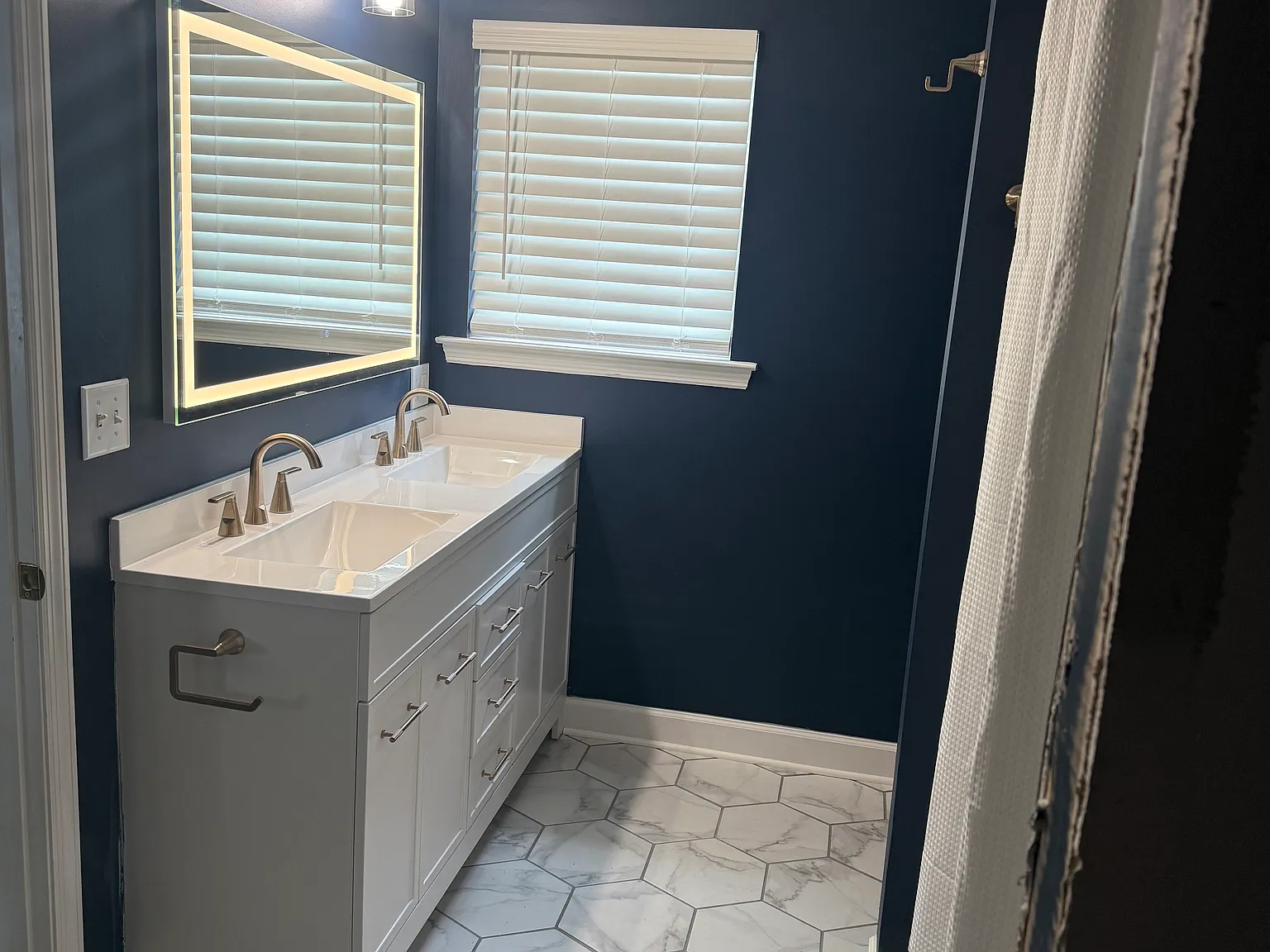 3 bed, 1460 sqft, $2,000 — Photo 3