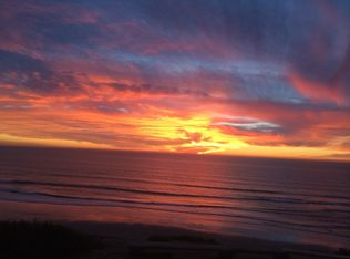 156 4th St APT B, Del Mar, CA 92014