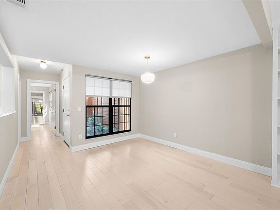 3rd image of 900 SW 62nd Blvd APT H43