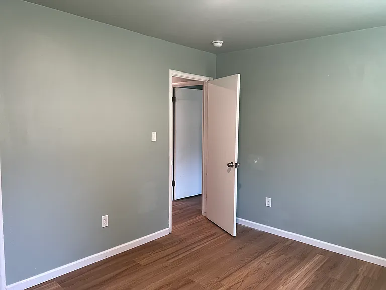 1287 Locust St — Photo 7