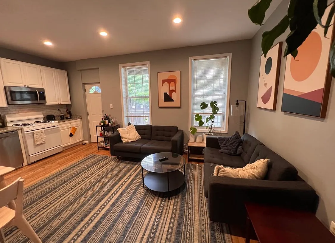 1356 Girard St NW — Photo 1