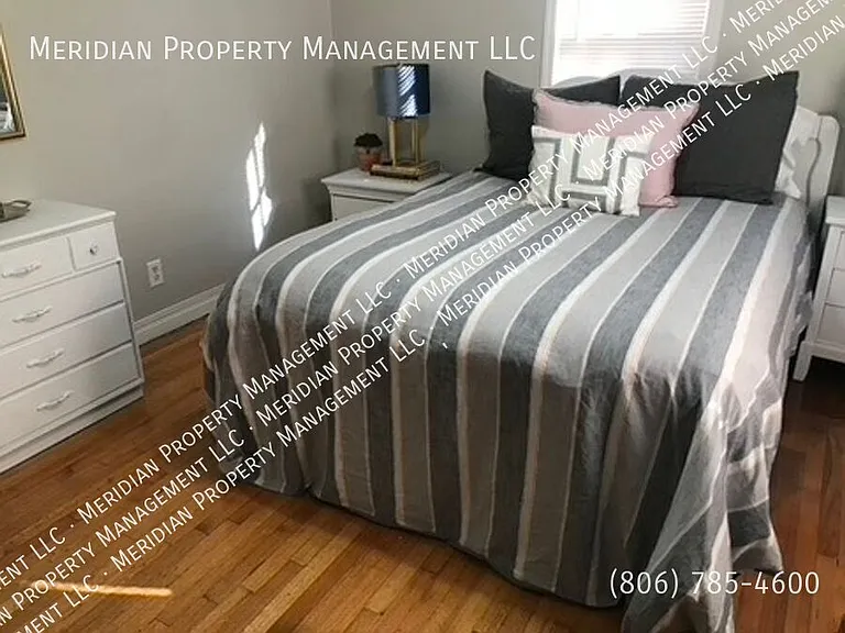2112 29th St — Photo 10