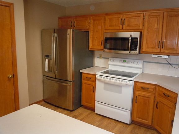 Warm wood cabinets