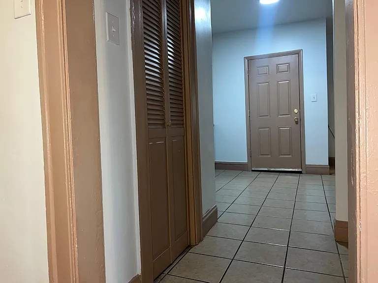 8253 S Maryland Ave #1 — Photo 10