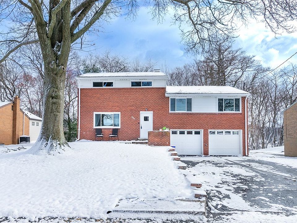 1st image of 521 Saint Andrews Dr