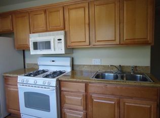 1741 Las Posas Rd #3, Camarillo, CA 93010