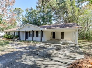 1755 Straw Valley Rd, Lawrenceville, GA 30043