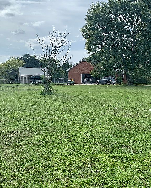 2nd image of 574 County Road 108