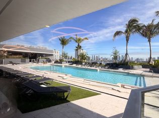 16069 W Dixie Hwy #207, North Miami Beach, FL 33160