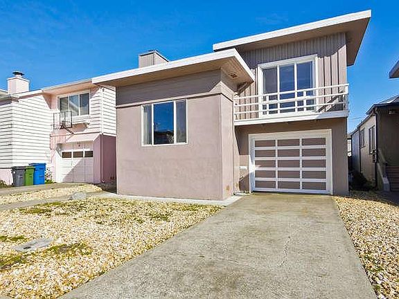 2nd image of 8 Garden Grove Dr