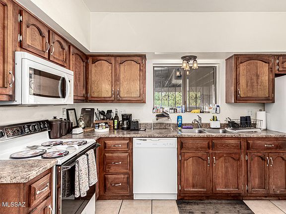 5th image of 4169 N Via Villas