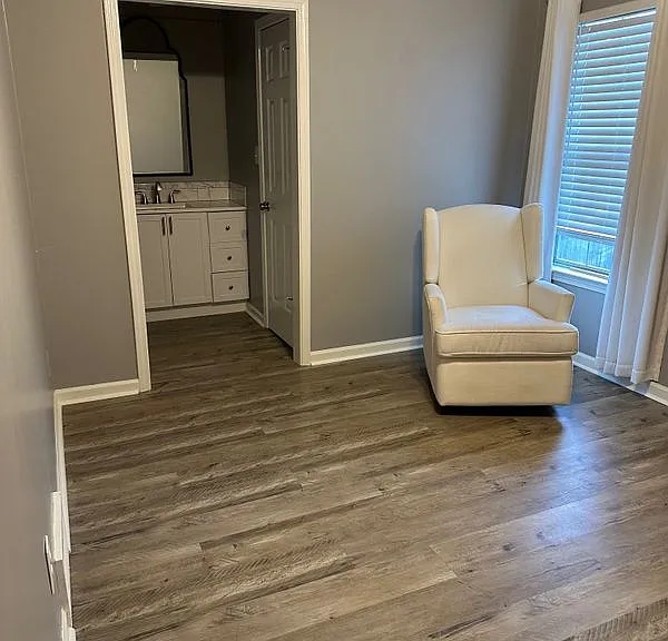 8085 Creekwood Cir E — Photo 17